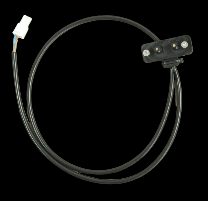 Carpe Iter lightweight holder with integrated charging option