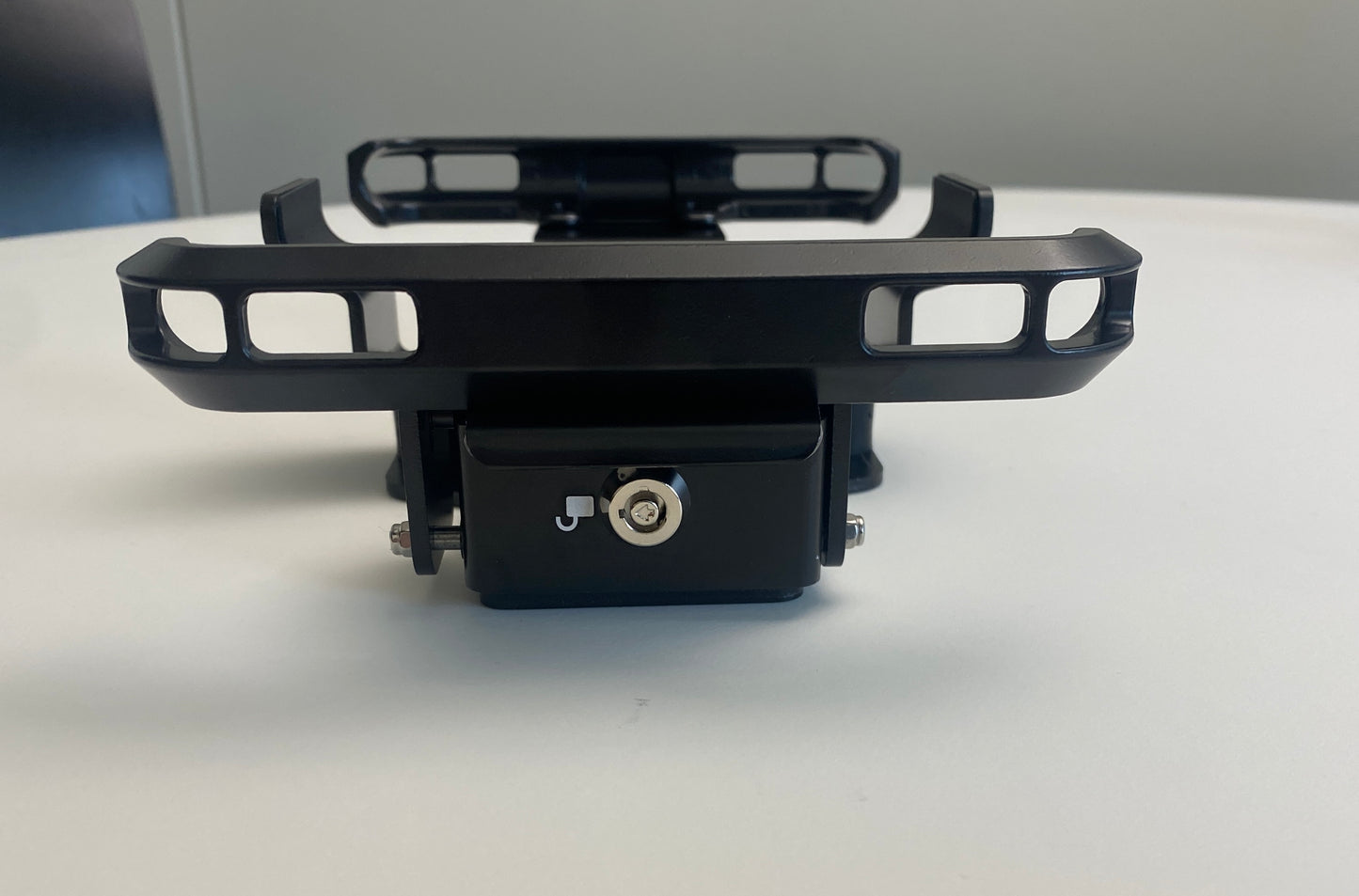 Shows side view from offroad holder for the DMD-T865X and DMD-T880X with lock on the side