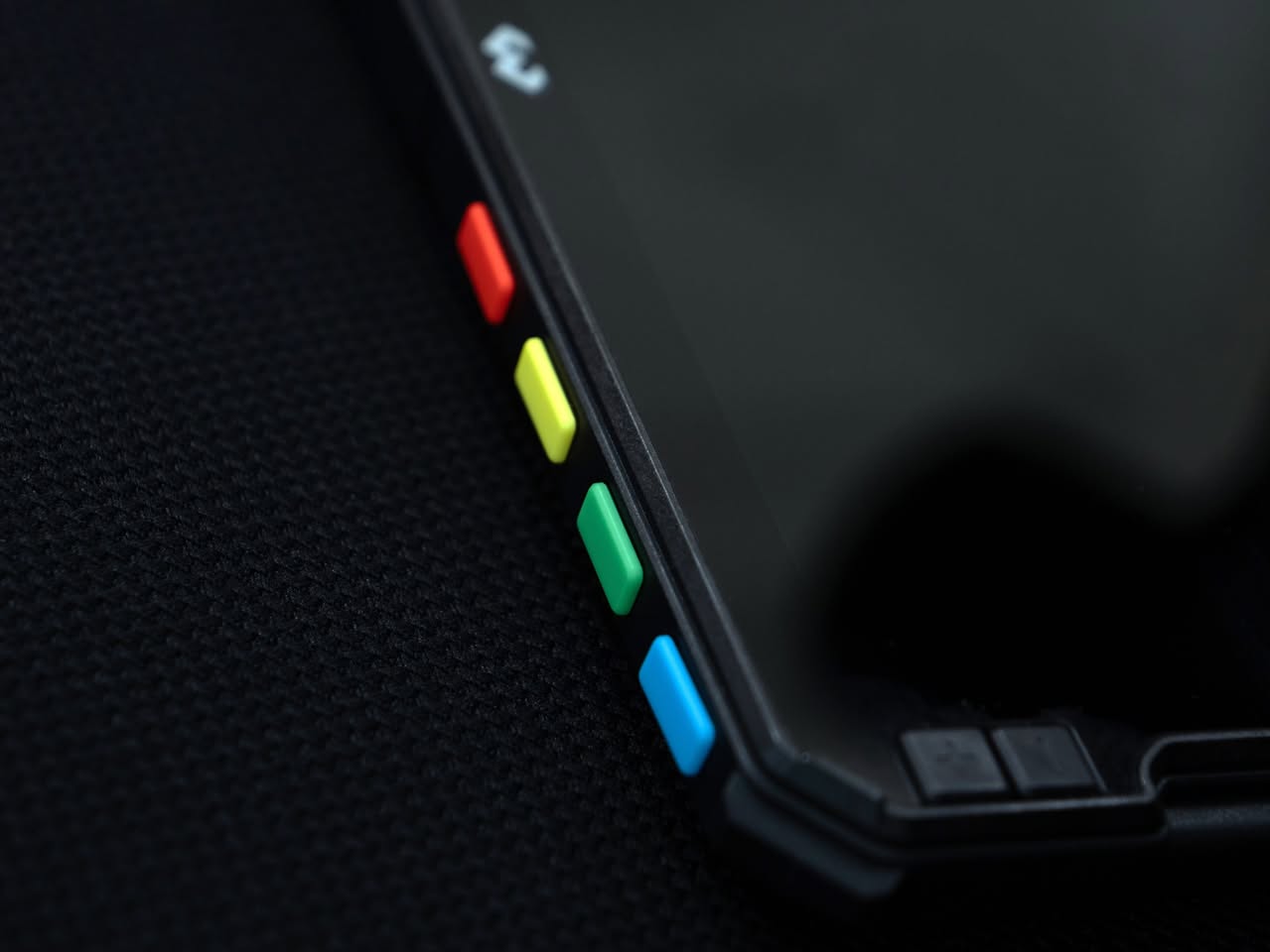 Shows colered buttons on NOR7E Device.