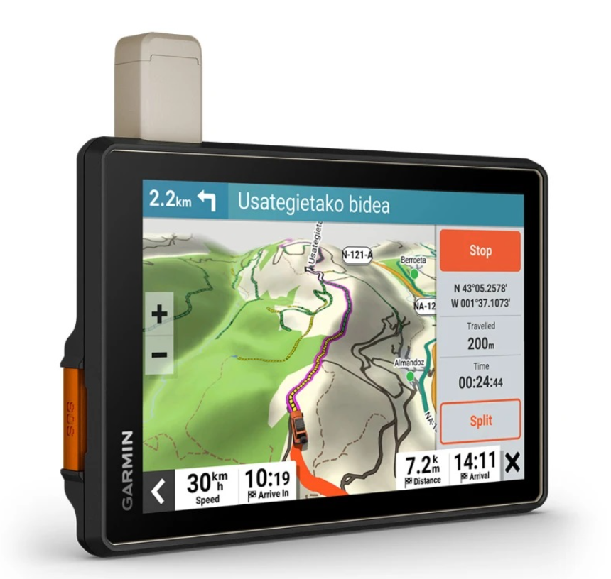 Shows front view of the Garmin Tread® – Overland DMD2 Edition (8″) with Garmin map on screen