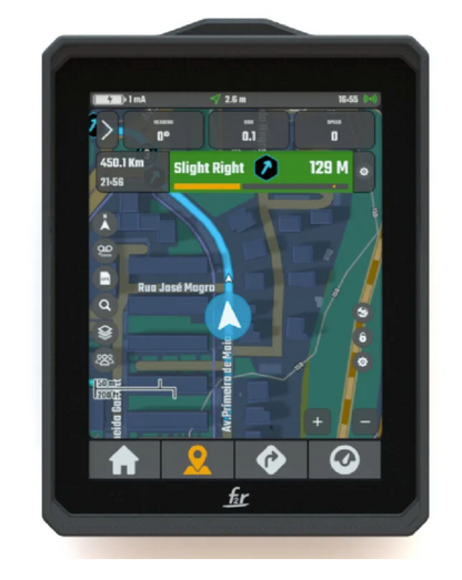 Shows the Roadbook and GPS-Navgationsystem Y1000 with other navigation software on screen