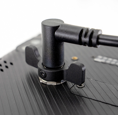 Shows DMD Wing nut adapter for DMD T865 T880 mounted on M9 socket