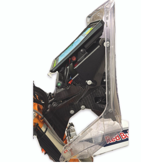 Side view on a Y1000 mounted on KTM 450 Rally Bracket